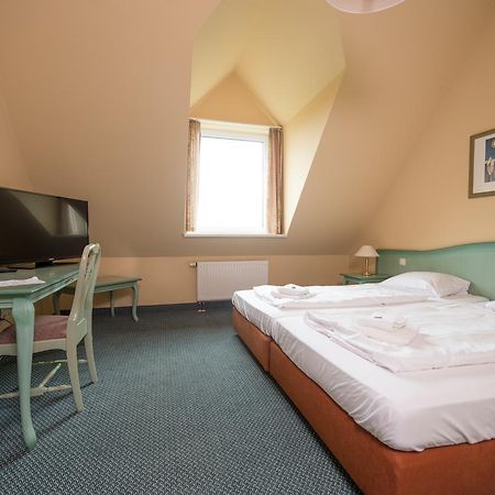Hotel Ziegenkrug Schweriner Tor Pampow Eksteriør bilde