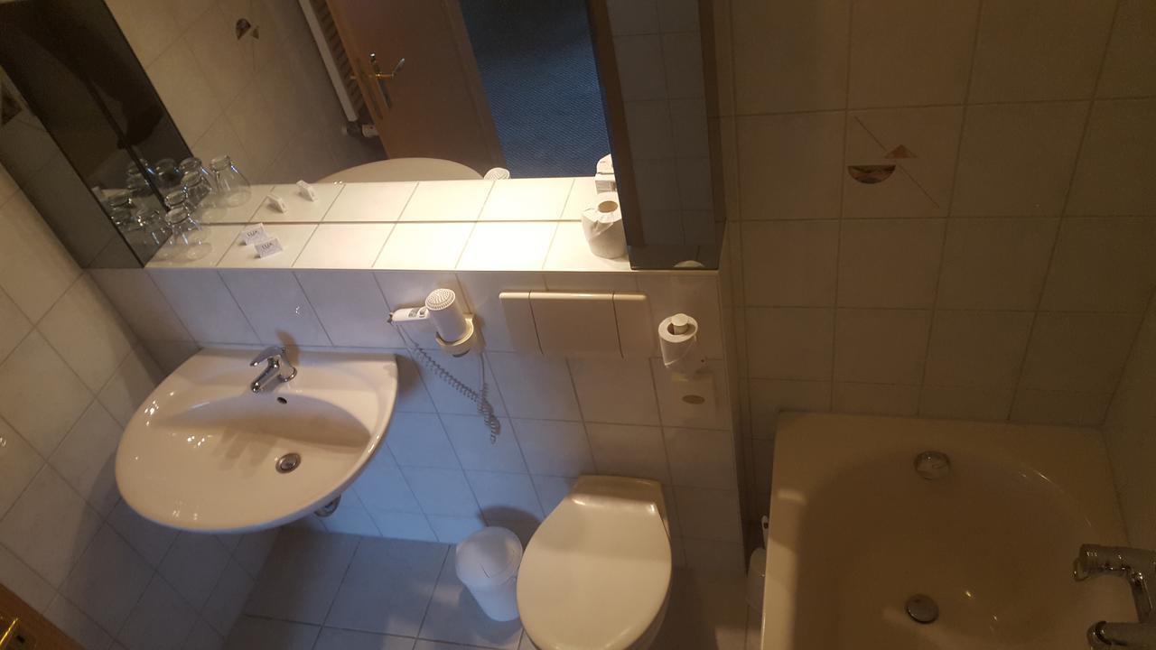 Hotel Ziegenkrug Schweriner Tor Pampow Eksteriør bilde