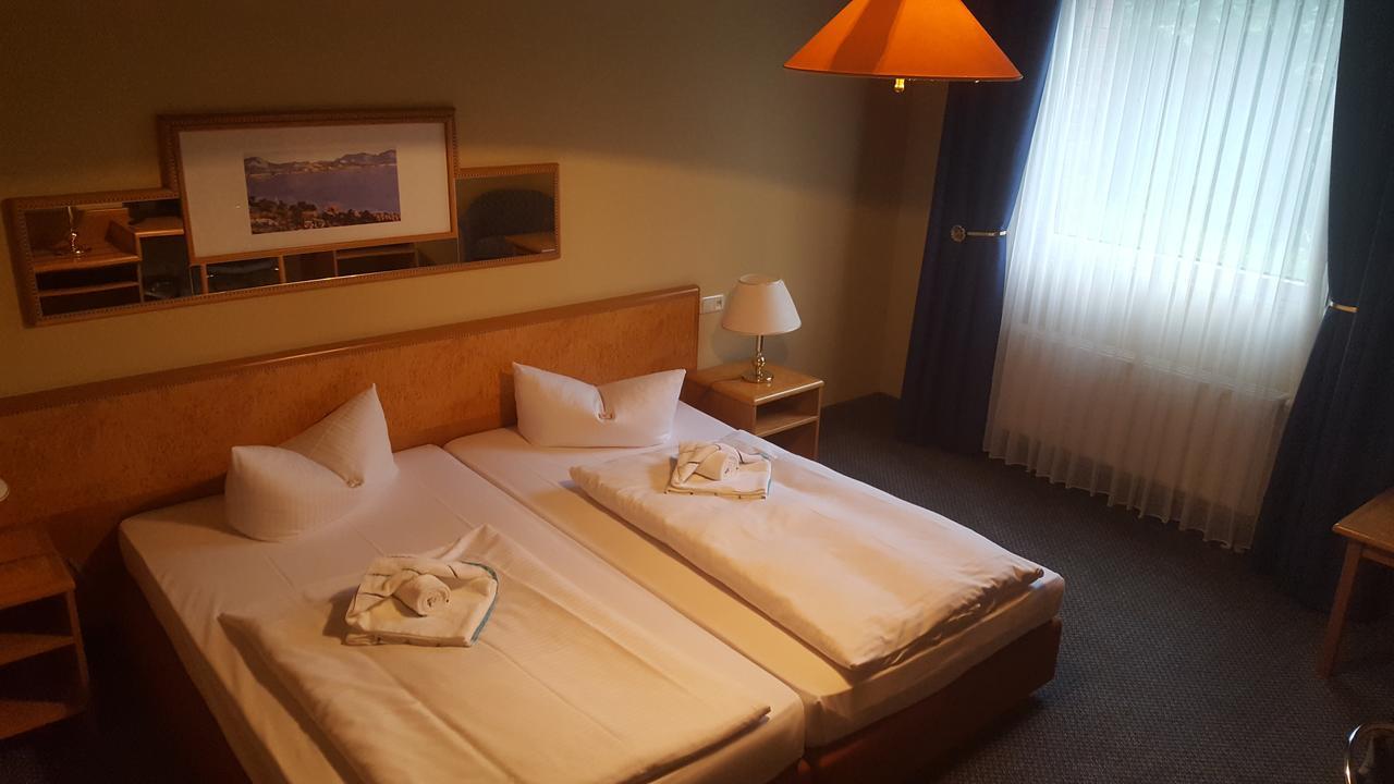 Hotel Ziegenkrug Schweriner Tor Pampow Eksteriør bilde
