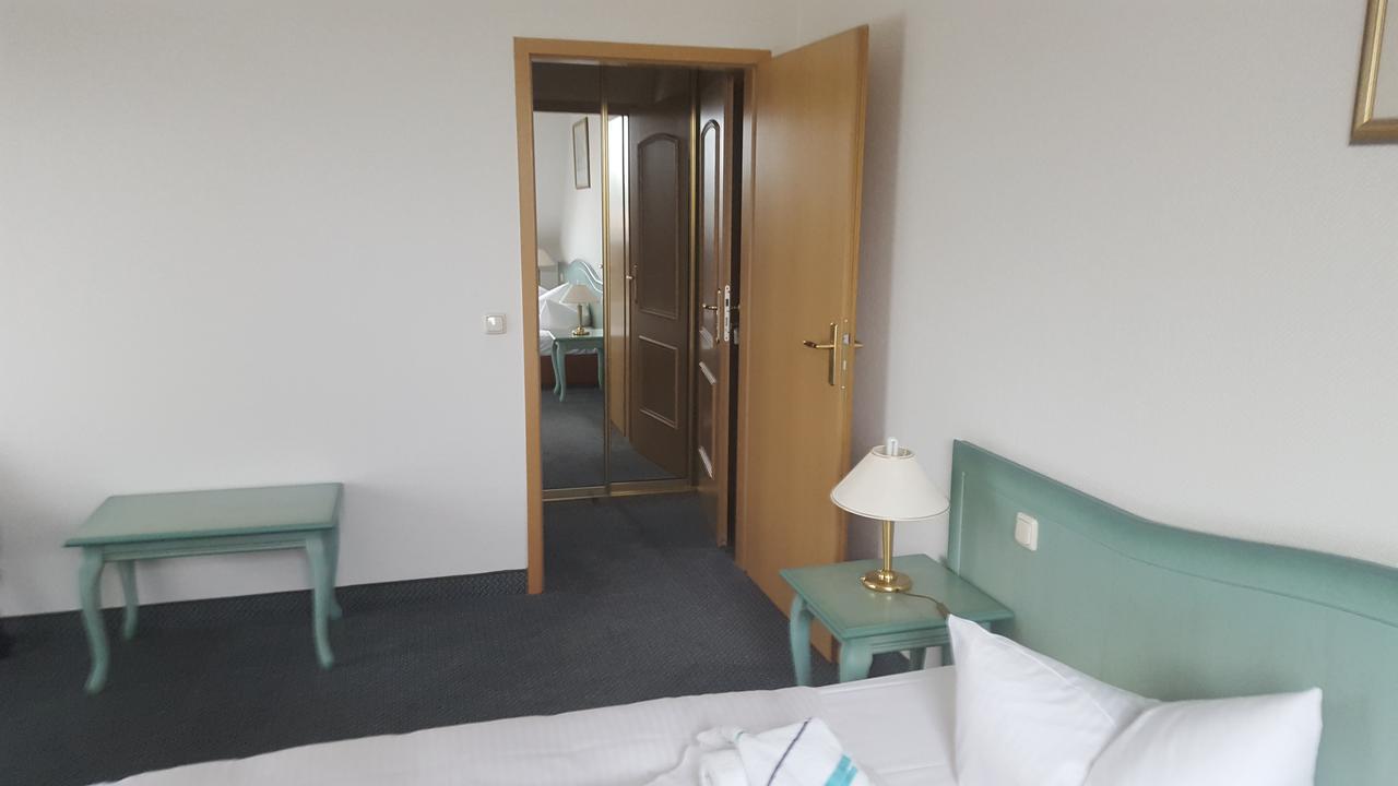 Hotel Ziegenkrug Schweriner Tor Pampow Eksteriør bilde